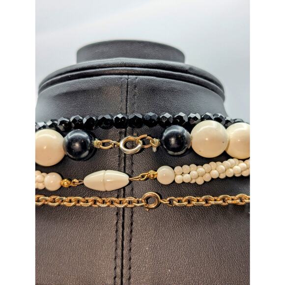 Lot of Ten Cream Black Jewelry Pieces -- Four Necklaces & Six Bracelets - Picture 9 of 10